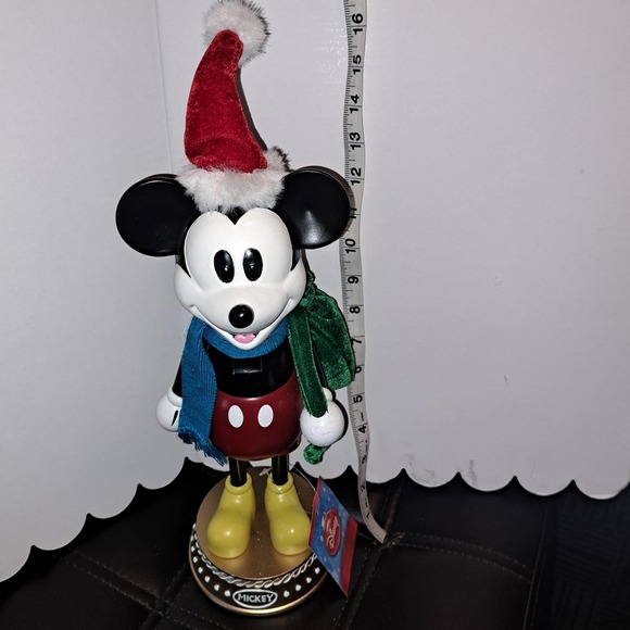 NWT-LARGE RARE 16 inch Disney Mickey Mouse Wooden Nutcracker CUTIE! - Picture 7 of 7